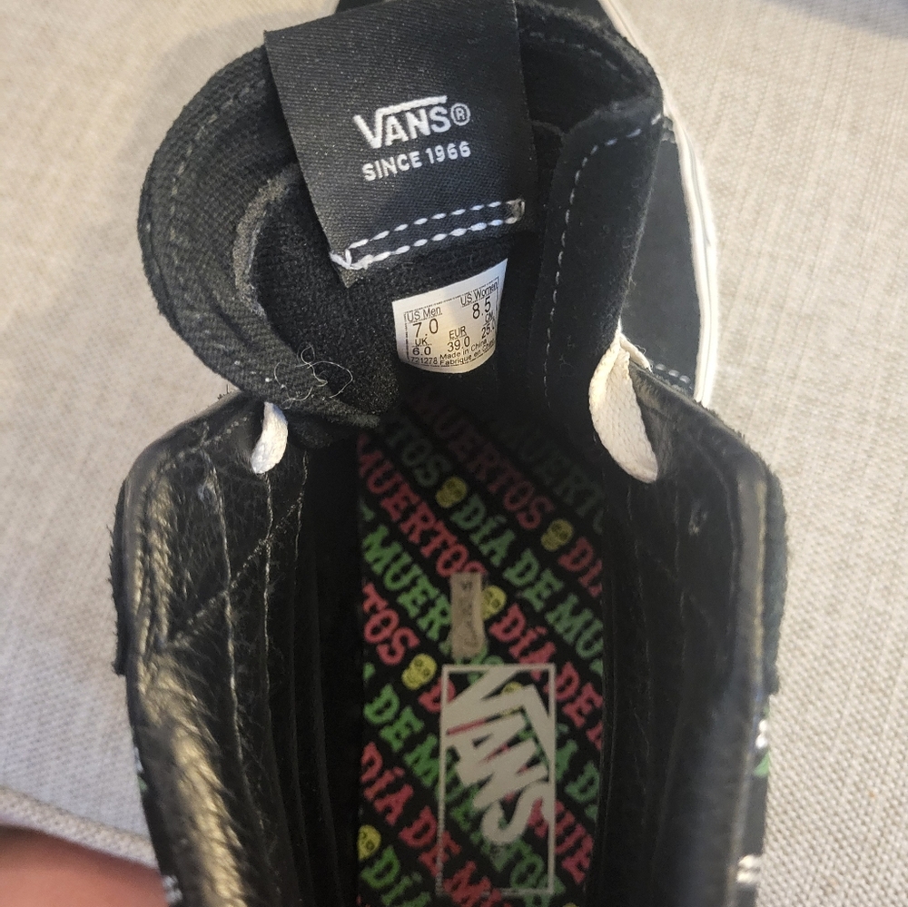 Vans Women's Black High-Top Day Of The Dead Sneakers Glow In the Dark - Picture 6 of 6